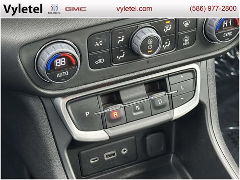 Certified 2023 GMC Terrain SLE w/ Driver Convenience Package image 26