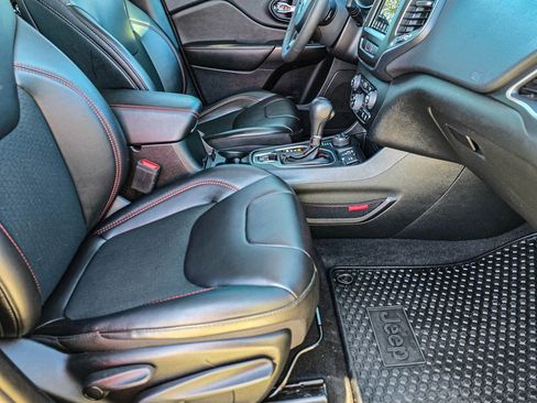 Used 2022 Jeep Cherokee Trailhawk w/ Trailer Tow Group image 37