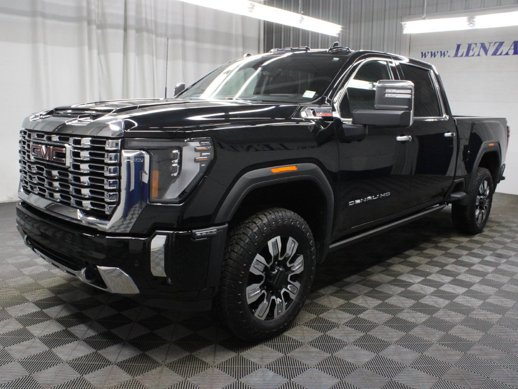 Used 2025 GMC Sierra 3500 Denali w/ Denali Reserve Package AWD/4WD image 9