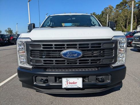 New 2026 Ford F250 XL image 10