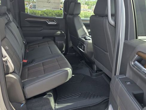 New 2026 Chevrolet Silverado 1500 High Country w/ Technology Package AWD/4WD image 7