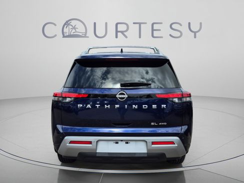 Certified 2023 Nissan Pathfinder SL AWD/4WD image 6