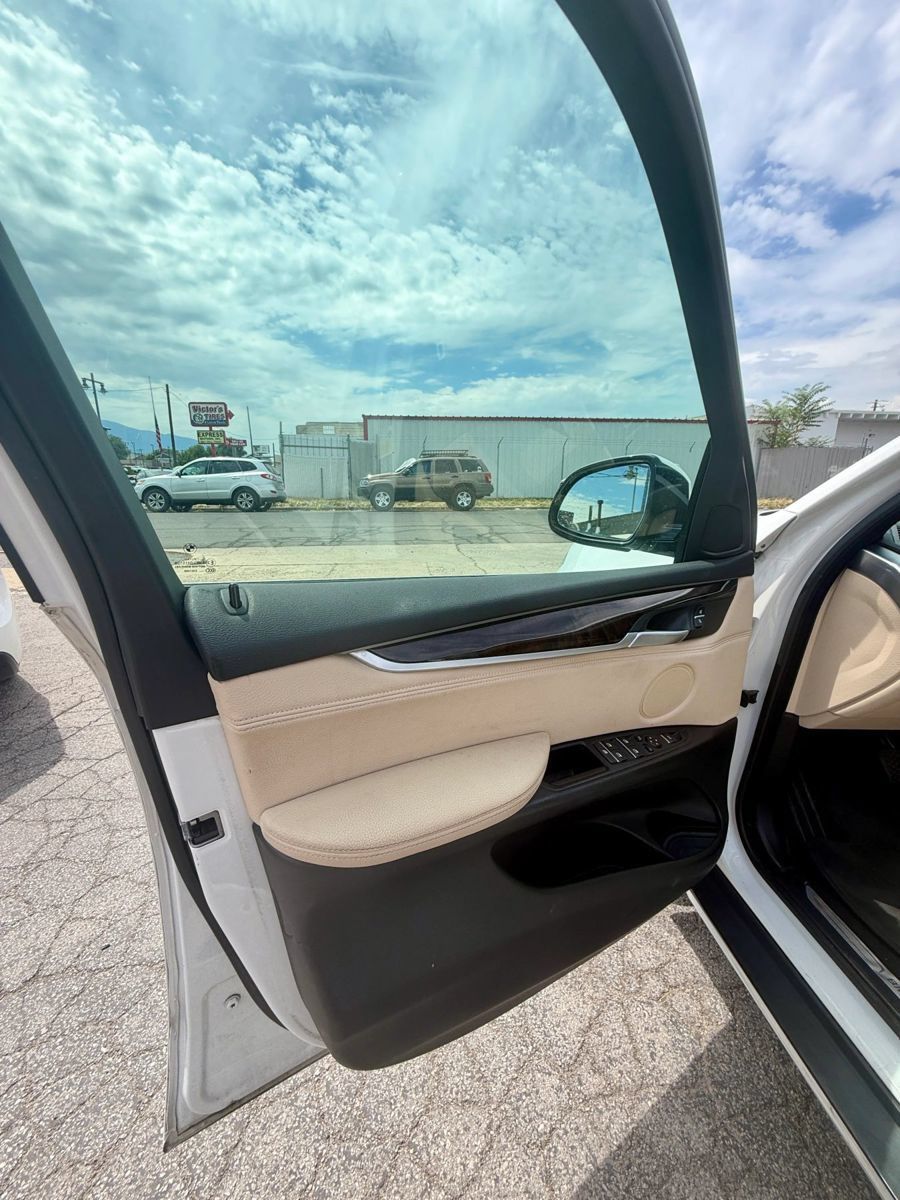 Used 2017 BMW X5 xDrive35i AWD/4WD image 26