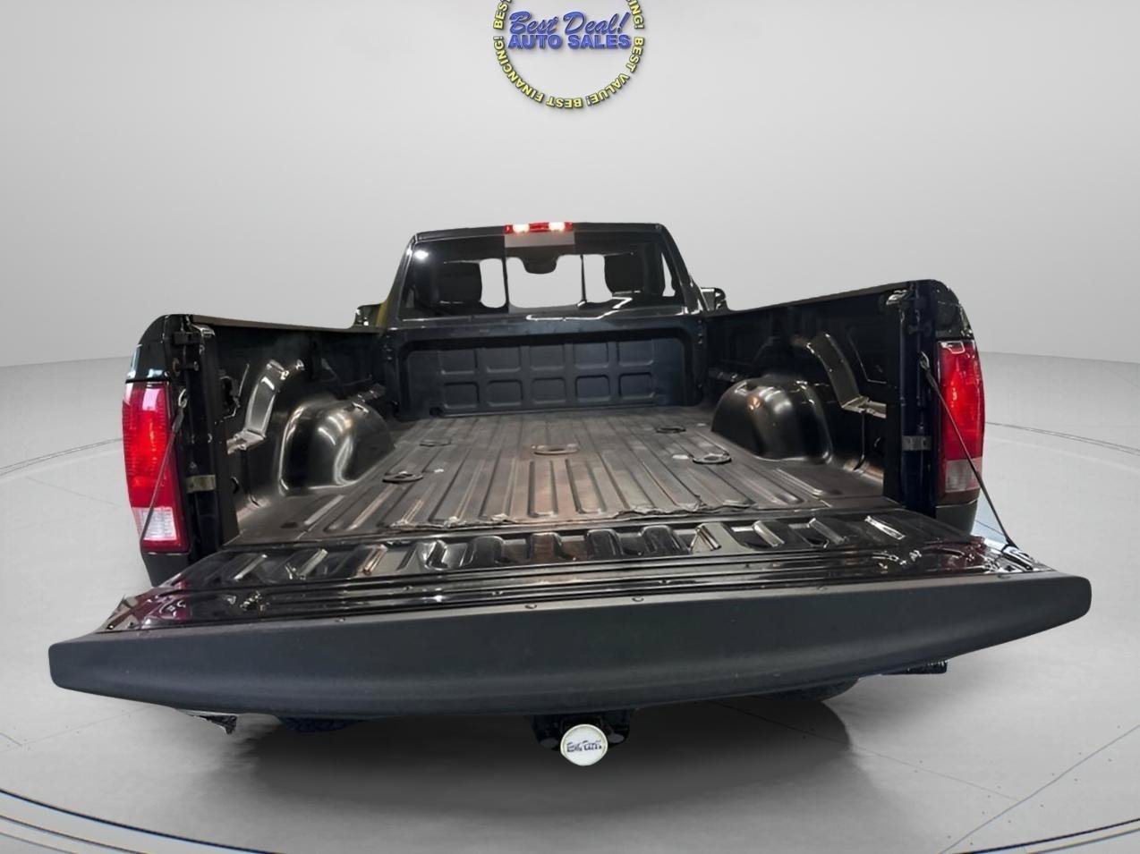 Used 2015 RAM 3500 Tradesman w/ Chrome Appearance Group AWD/4WD image 10