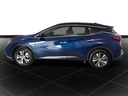 Used 2019 Nissan Murano SV image 2