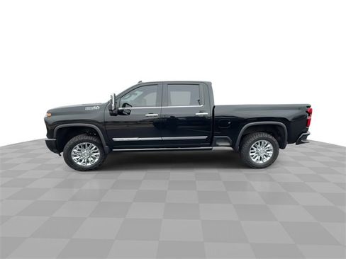 Used 2024 Chevrolet Silverado 2500 High Country w/ High Country Premium Package image 5
