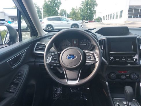 Used 2021 Subaru Forester AWD/4WD image 10
