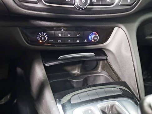 Used 2018 Buick Regal Preferred w/ Sights and Sounds Package AWD/4WD image 21