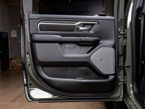 Used 2026 RAM 1500 Laramie w/ Night Edition image 38