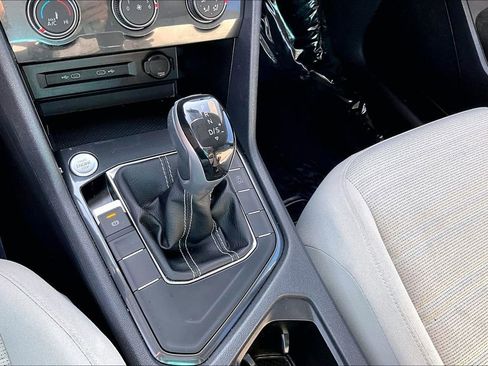 Certified 2022 Volkswagen Tiguan S FWD image 28