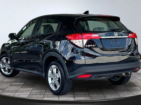 Used 2019 Honda HR-V LX image 4