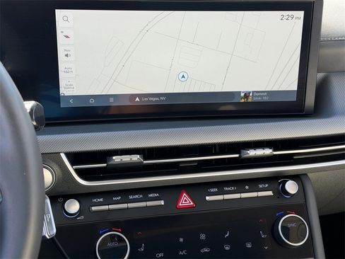 Used 2024 Hyundai Sonata SEL w/ Convenience Package image 16