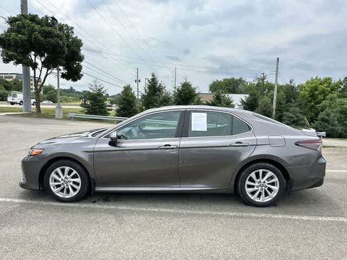 Used 2023 Toyota Camry LE FWD image 2