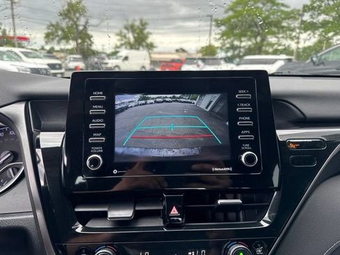 Used 2022 Toyota Camry LE AWD/4WD image 15