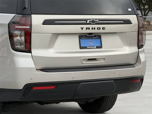 Used 2023 Chevrolet Tahoe Z71 w/ Luxury Package image 6