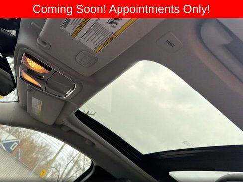 Used 2019 Jeep Cherokee Limited w/ Technology Group image 4