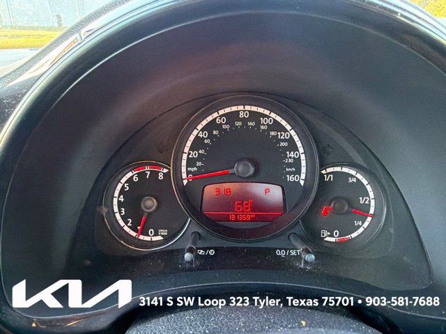 Used 2013 Volkswagen Beetle 2.5 FWD image 15