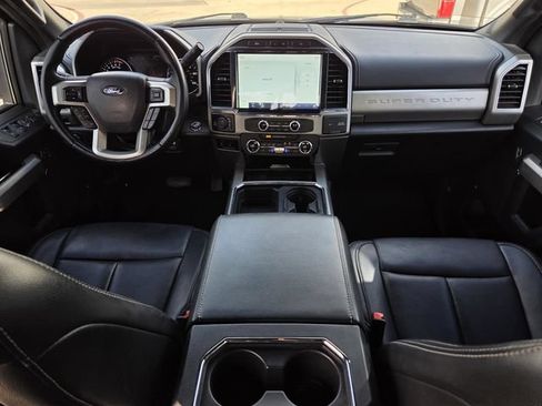 Used 2022 Ford F250 Lariat w/ Lariat Ultimate Package AWD/4WD image 6