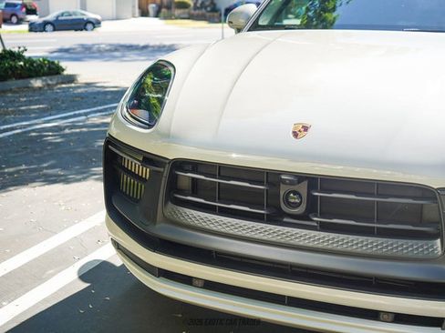 Used 2025 Porsche Macan GTS image 68