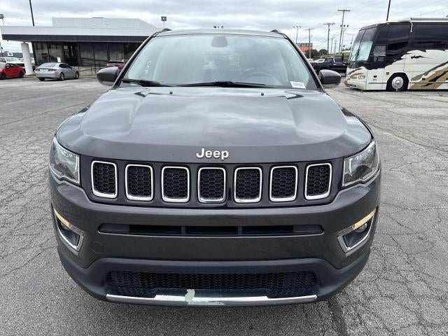 Used 2018 Jeep Compass Limited AWD/4WD image 2
