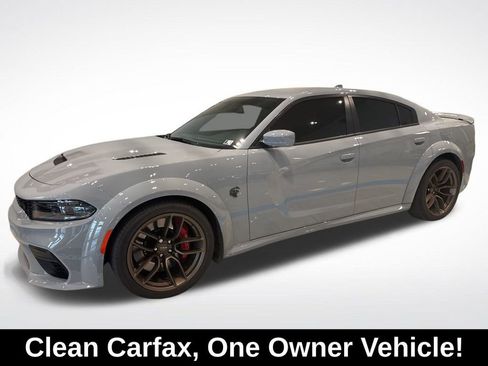Used 2022 Dodge Charger SRT Hellcat w/ Harman/Kardon Audio Group image 3