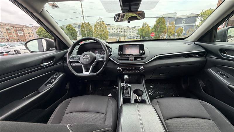 Used 2022 Nissan Altima 2.5 S FWD image 19