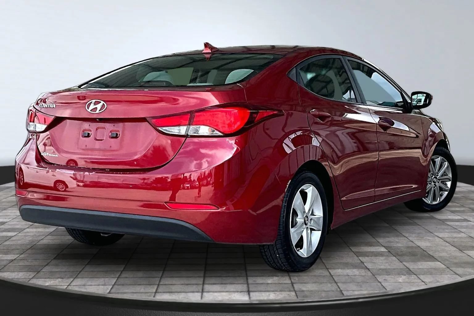 Used 2014 Hyundai Elantra SE w/ Option Group 02 FWD image 6