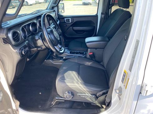 Used 2021 Jeep Gladiator Sport AWD/4WD image 9