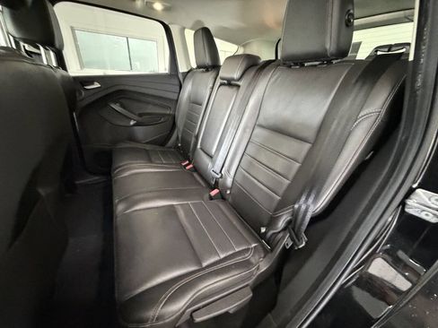 Used 2015 Ford Escape Titanium image 22