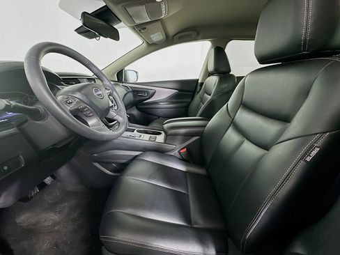 Used 2024 Nissan Murano SV w/ SV Midnight Edition Package image 13