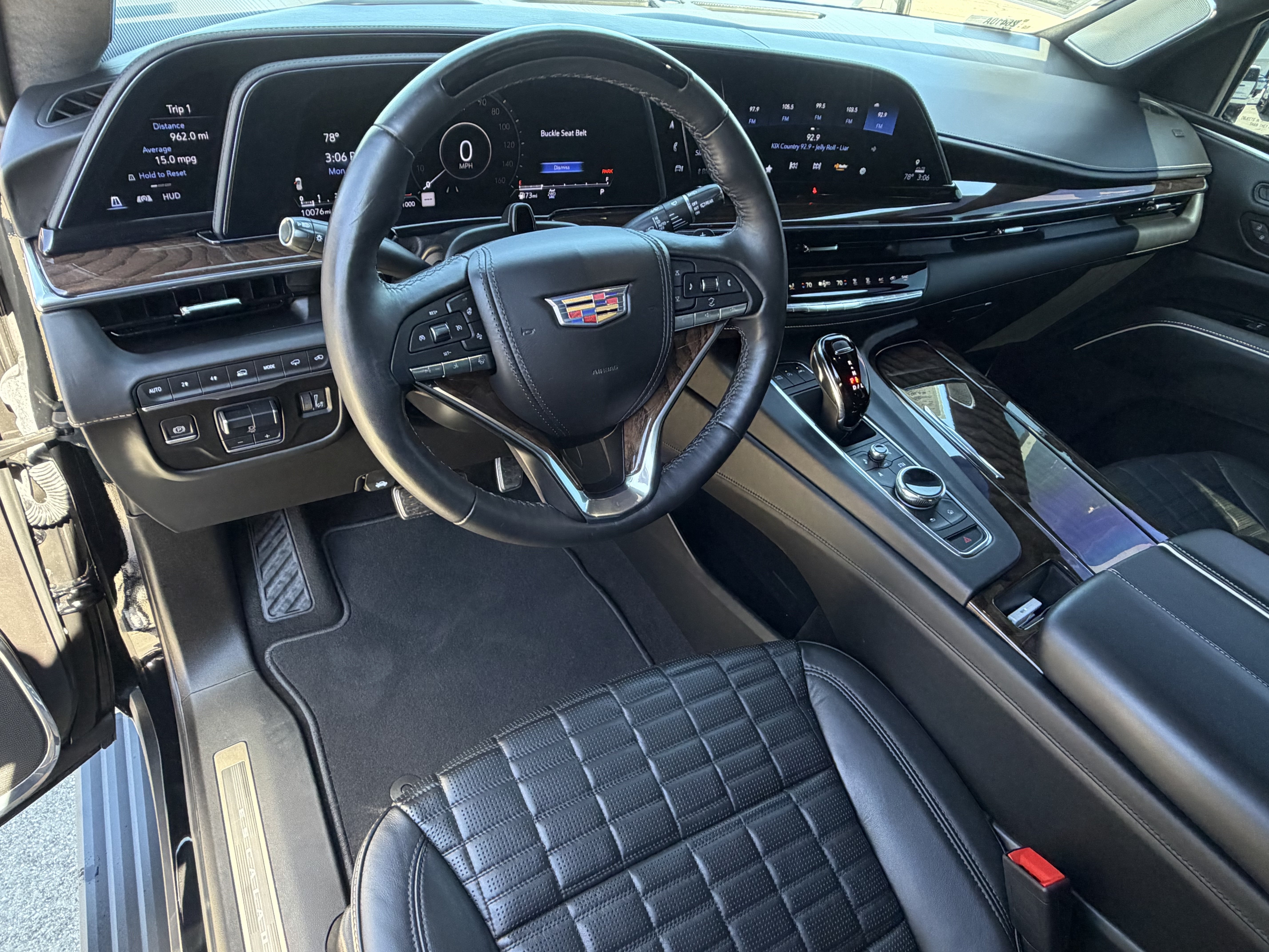 Certified 2023 Cadillac Escalade Sport Platinum AWD/4WD image 14