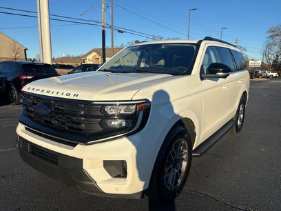 Used 2025 Ford Expedition Active