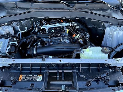 New 2026 Ford Explorer Active w/ Active Comfort Package image 12