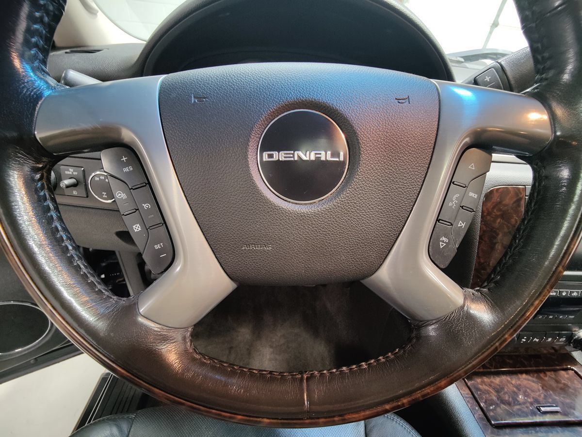 Used 2011 GMC Sierra 2500 Denali AWD/4WD image 34