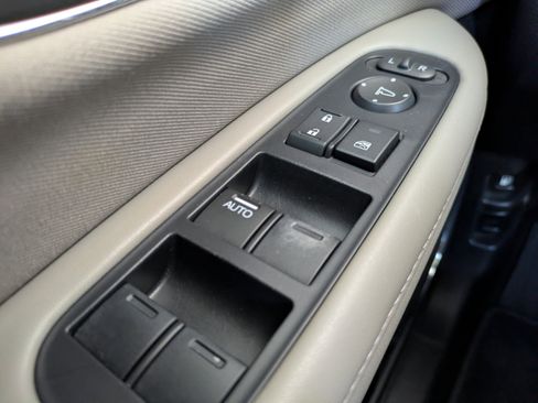 Used 2017 Honda HR-V EX image 21
