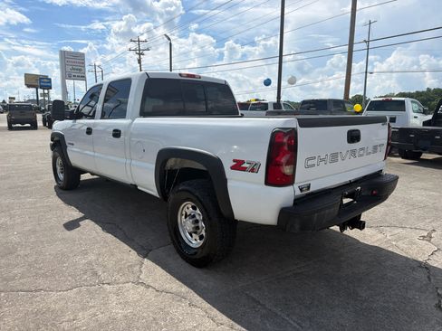 Used 2007 Chevrolet Silverado 2500 W/T w/ Snow Plow Prep Package AWD/4WD image 6