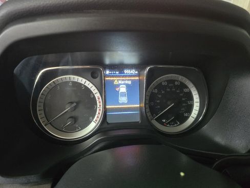 Used 2019 Nissan Titan SV AWD/4WD image 20