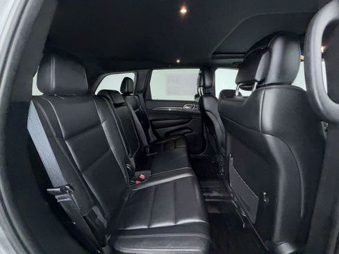 Used 2018 Jeep Grand Cherokee Limited AWD/4WD image 16