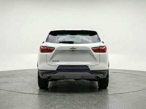 Used 2025 Chevrolet Blazer LT FWD image 7