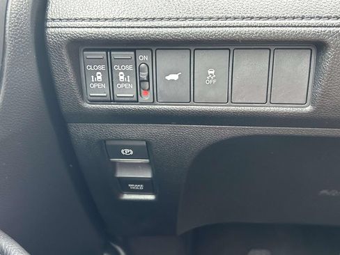Used 2025 Honda Odyssey Sport-L image 21