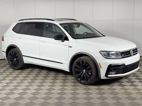 Used 2021 Volkswagen Tiguan SE R-Line w/ 3rd Row Seat Package AWD/4WD image 2