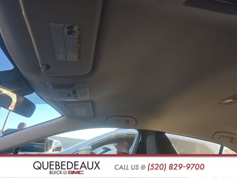 Used 2022 Toyota Corolla L image 13