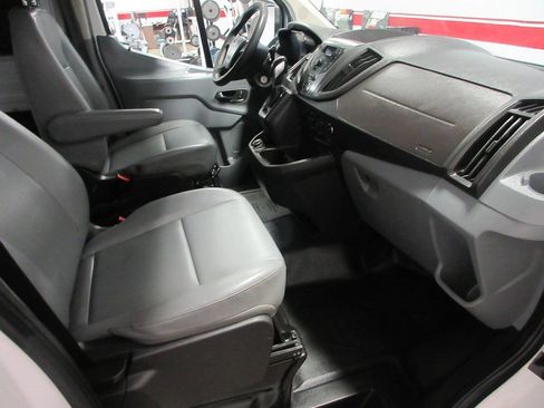 Used 2018 Ford Transit 250 130 Medium Roof RWD image 20