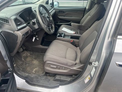 Used 2023 Honda Odyssey EX image 5