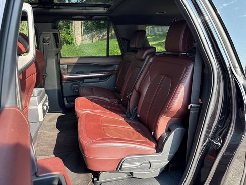 Used 2023 Ford Expedition Max Limited AWD/4WD image 24