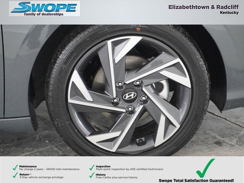 New 2026 Hyundai Elantra Limited image 28