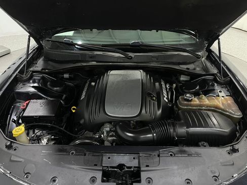 Used 2018 Dodge Charger R/T w/ Plus Group image 25