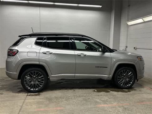 Used 2022 Jeep Compass High Altitude image 3