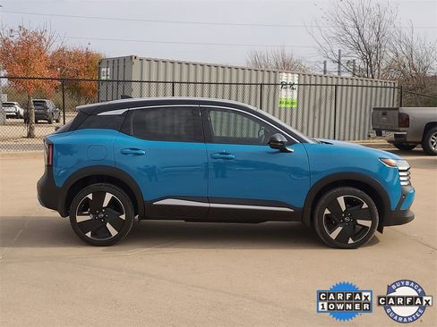 Certified 2025 Nissan Kicks SR w/ Interior Electronics Package image 4