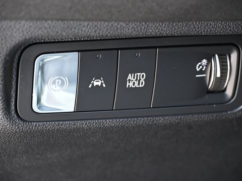 Used 2025 Honda Prologue Touring image 24